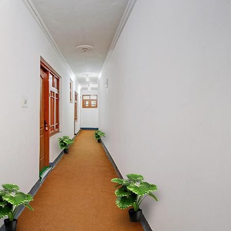 Super Oyo Capital O 91600 The Village Classic Hotel And Restaurant Srīnagar Екстериор снимка